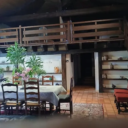 بيت للعطل De Charme Aux Portes De Perigueux *